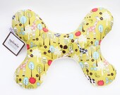 The Butterfly Pillow - Infant to Adult Head and Neck Support in Citron Giraffe Garden