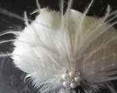 White Feather Fascinator, Rhinestones, Pearls, Bridal Fascinator, Feather Fascinator, French Net, Hair Clip, Bridal Wedding