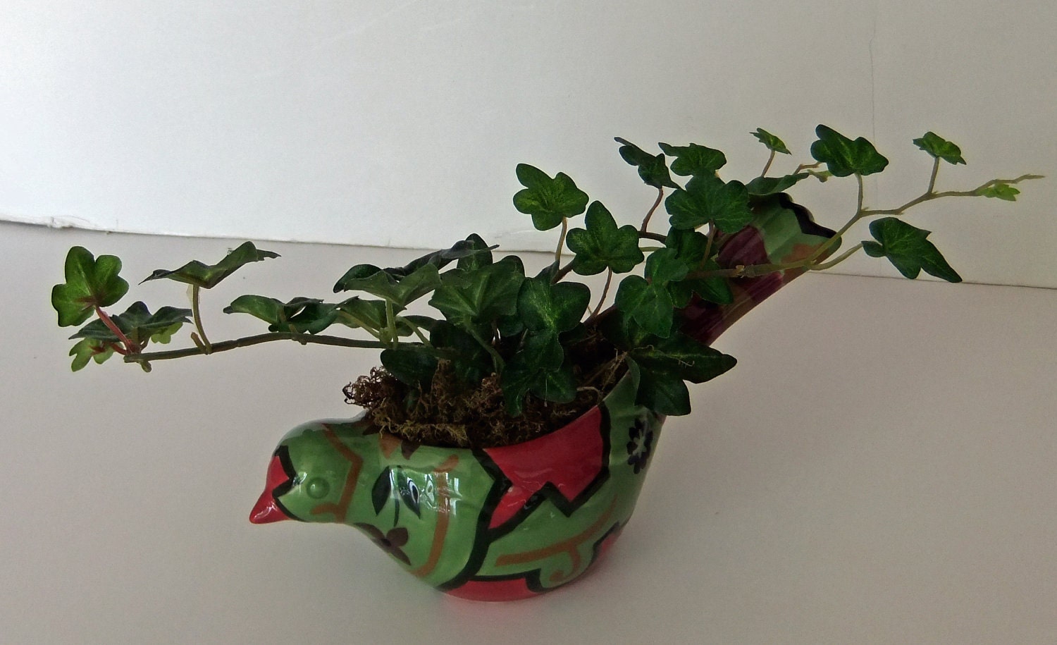 Little Bird Planter with Artificial Ivy Plant