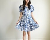 Vintage blue and white floral prints jumper.