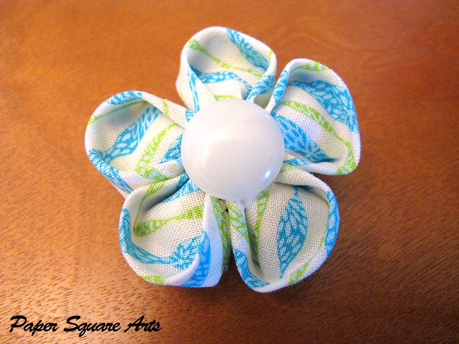 Pretty and Clean Kanzashi Flower hair clip in white green and blue