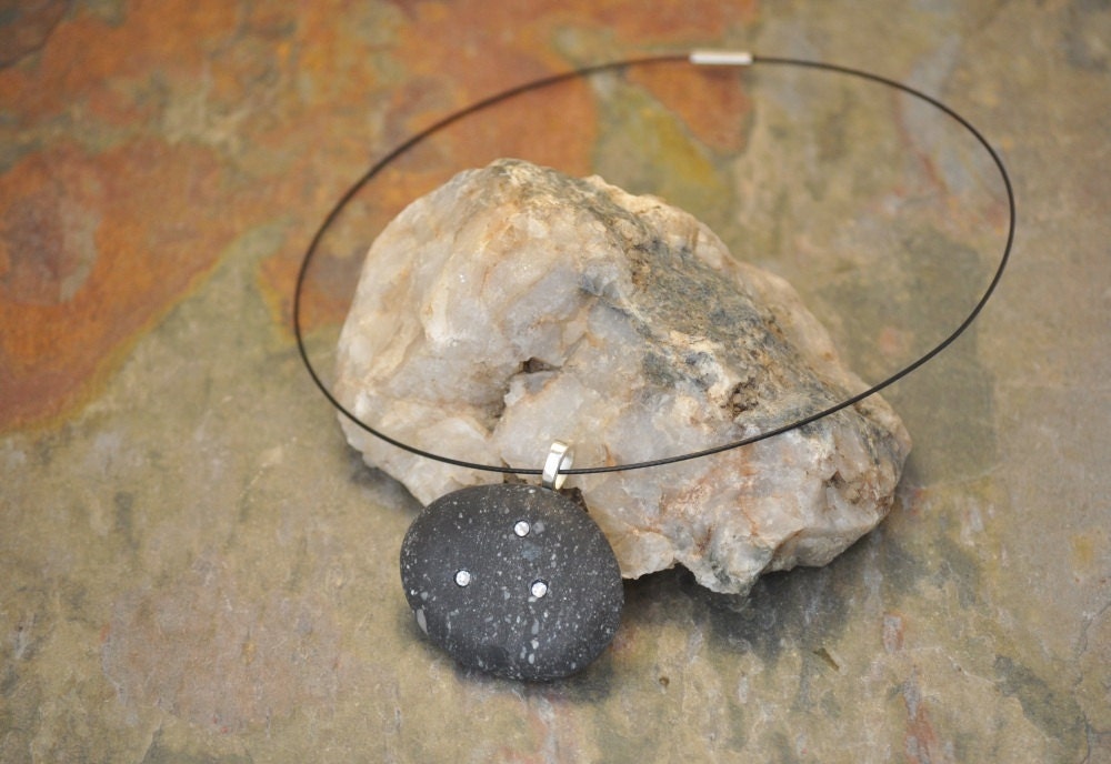 Beach Stone Necklace - Starry Night