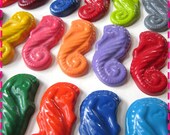 UNDER THE SEA Seahorse Crayons - Party Pack of 20 Favors - Red, Yellow, Pink, Green, Purple, Orange, Blue, Turquoise, Lime, Brown, Etc.