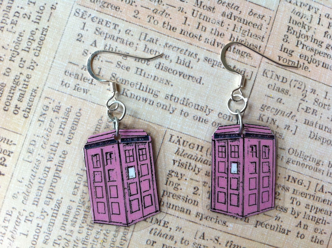 Light  Rose Pink Police Box Earrings, TARDIS inspired Jewelry, Great gift for Doctor Who Fans