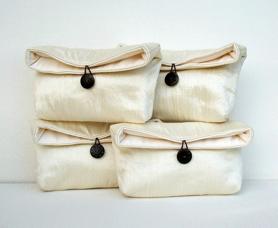 Custom Bridesmaid Clutch Set, Bridesmaid Gift Idea, Wedding Accessory, Bridal Accessory