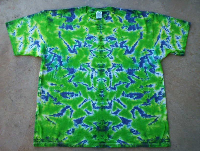 Trees Over Water Tie Dye Size 3X