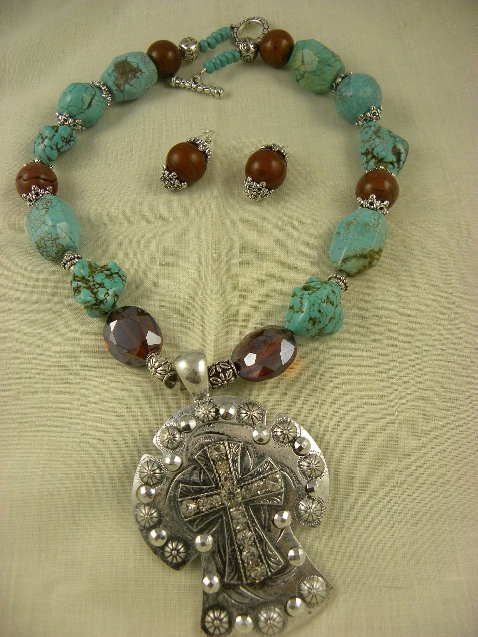 Handmade Chunky Turquoise Brown Cross Necklace Set