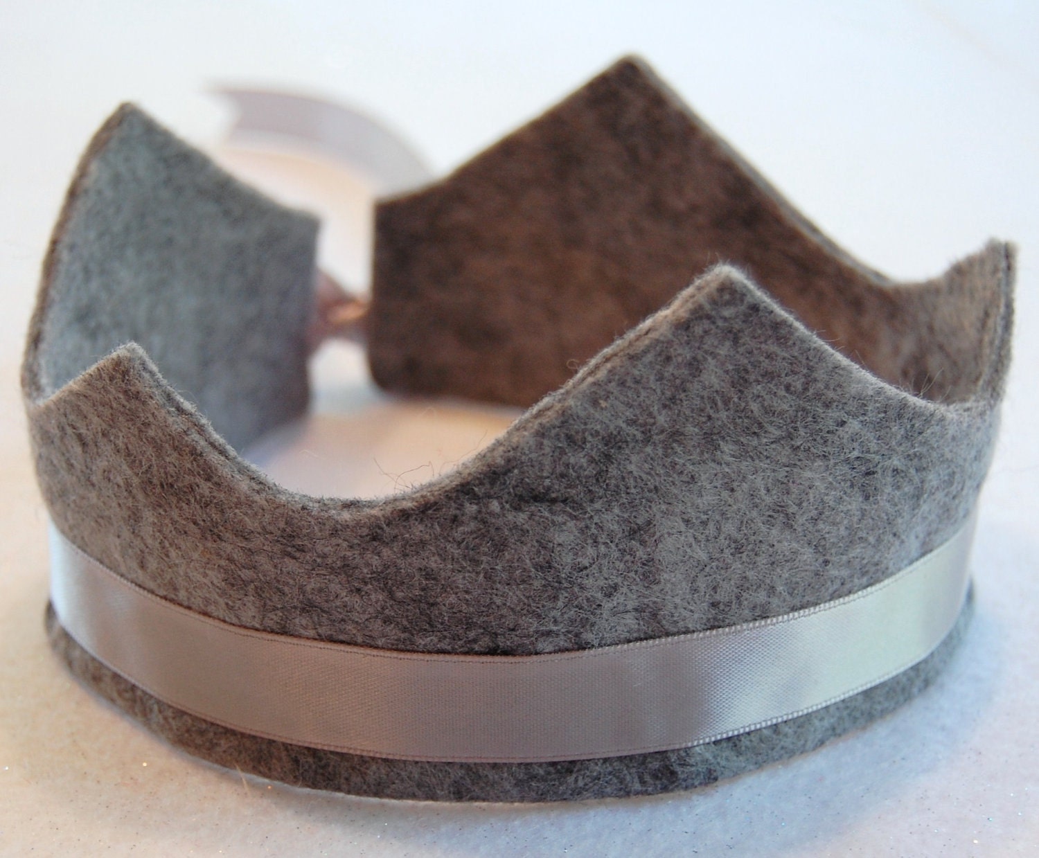 eco friendly wool blend mara felt crown with adjustable ribbon tie. avail in 10 colors. party, play, pretend. - feltedkitten