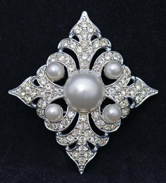 Rhinestone Pearl Brooch Pin, Sarah Coventry, Wedding or Evening Dress
