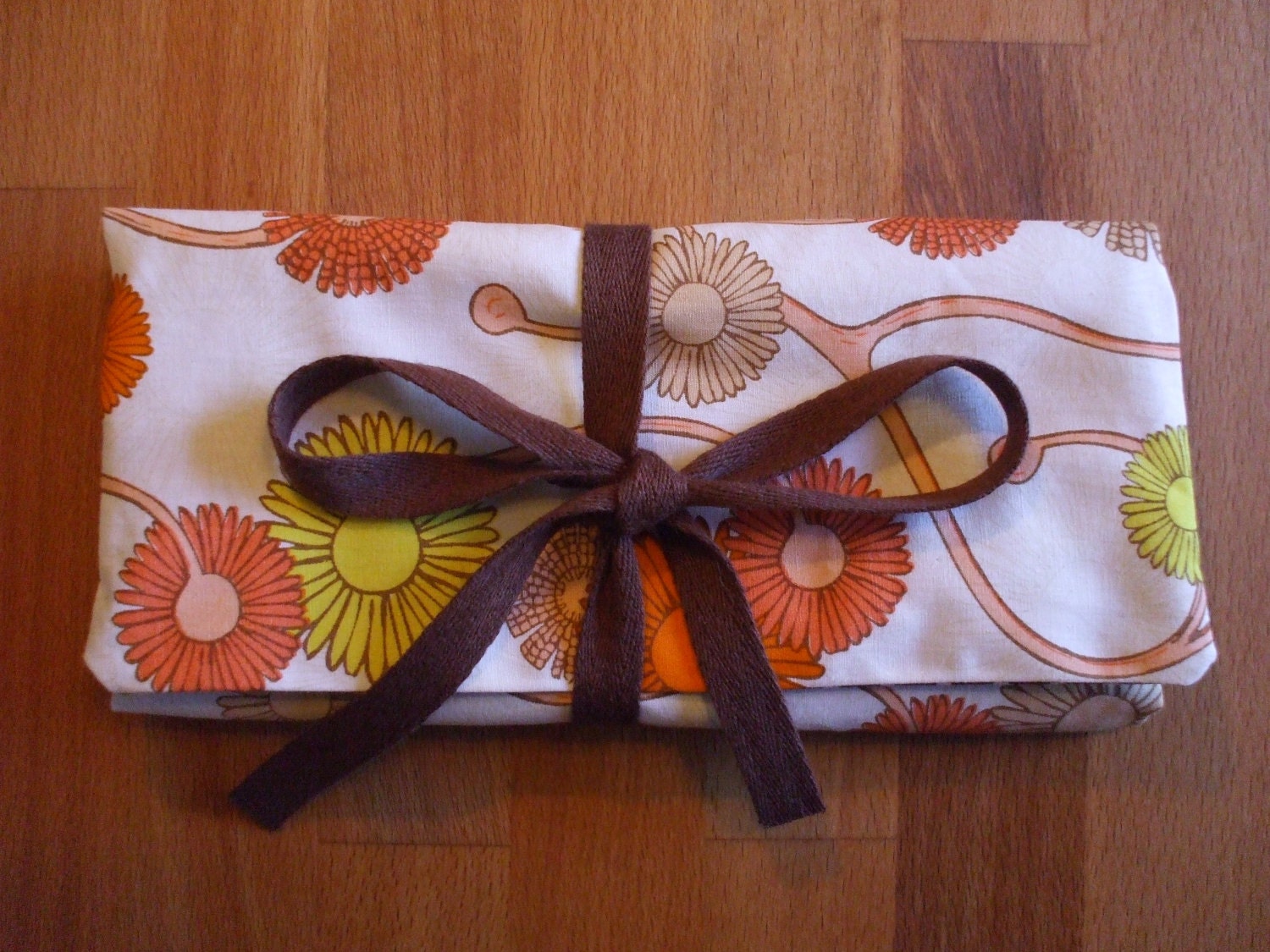 Tarnished Soul - Makeup Brush Roll