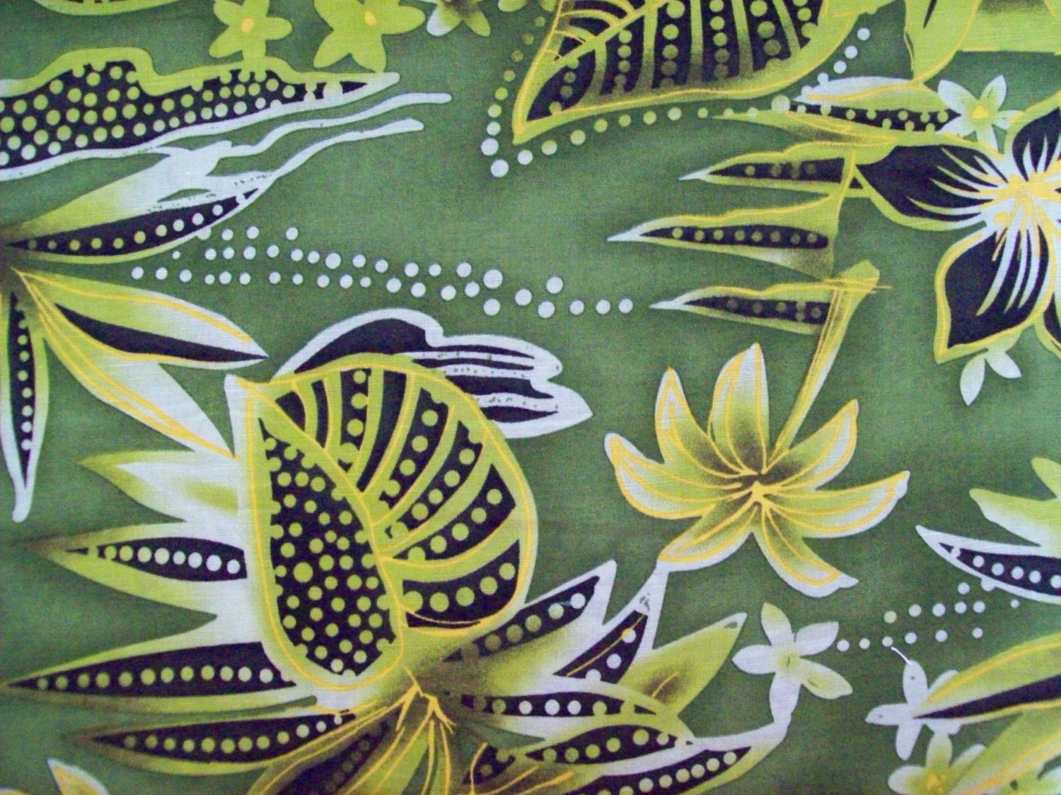Tropical green cotton fabric 2 yard piece