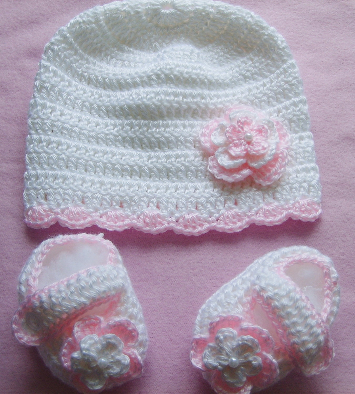 Baby/Reborn Girl Crochet Hat and Mary Jane Booties, 0/3, 3/6, 6/9 months, 10001 MADE TO ORDER