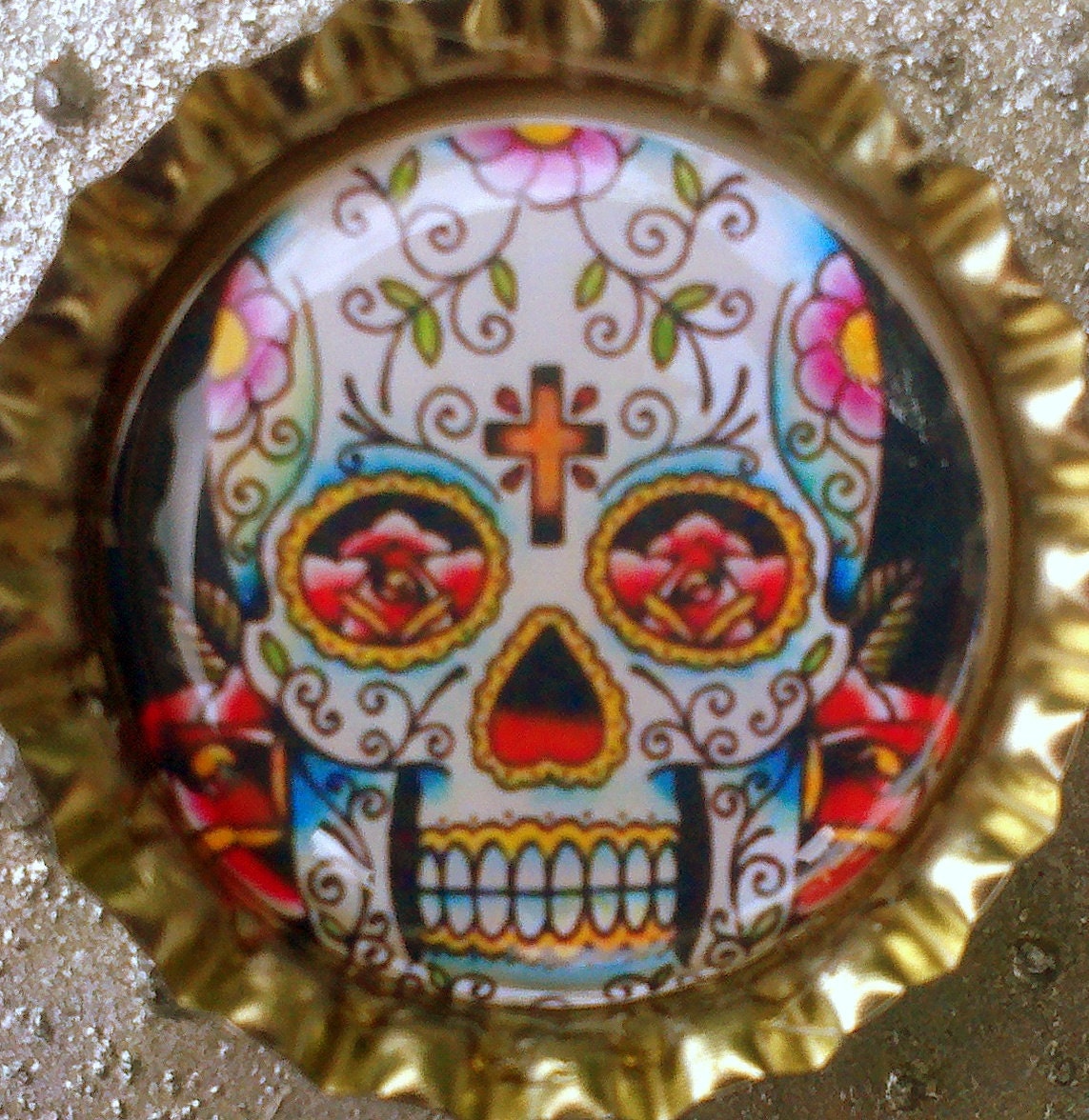 Floral pattern Day of the Dead Sugar Skull  bottle cap magnet