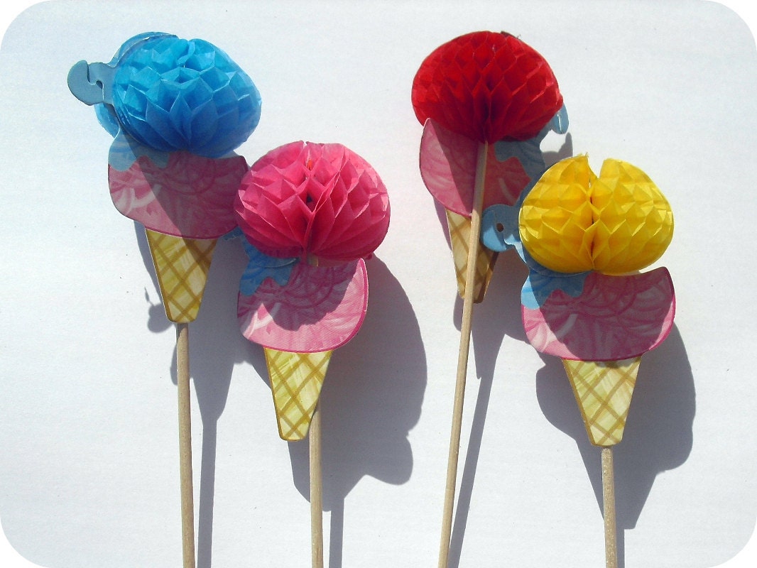 12 Ice Cream Sundae Party Picks - 3D Pop-Up Cake or Icecream Topper