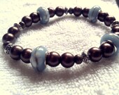 Bracelet Blue Glass and Brown Pearl Beads