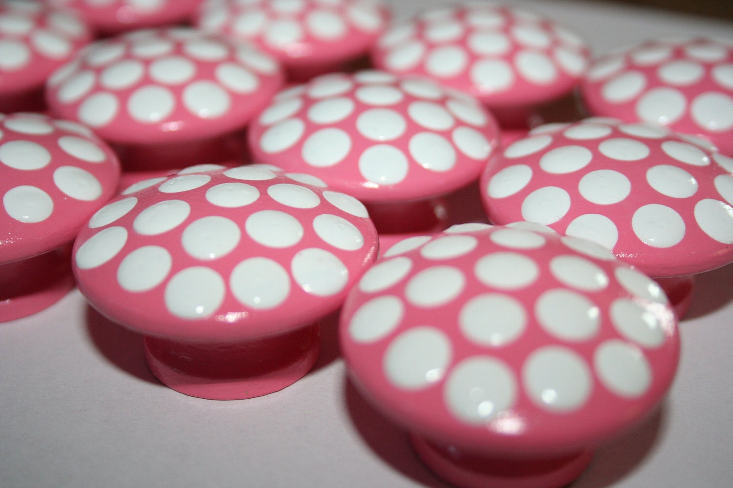 Pink with White Polka Dot Knobs- Set of 12