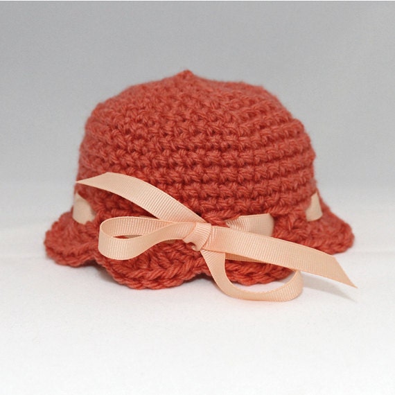 Newborn Infant Baby Girl Hat Crochet with Scallop Edge Ribbon Bow