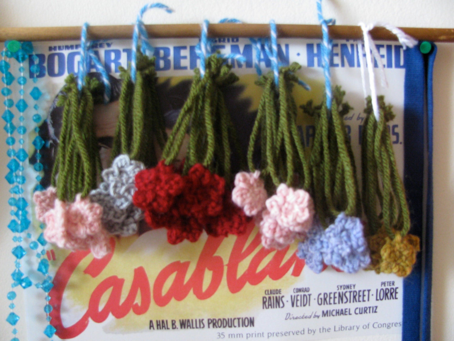 Crochet Flower Ornaments, 10 Variegated Pink