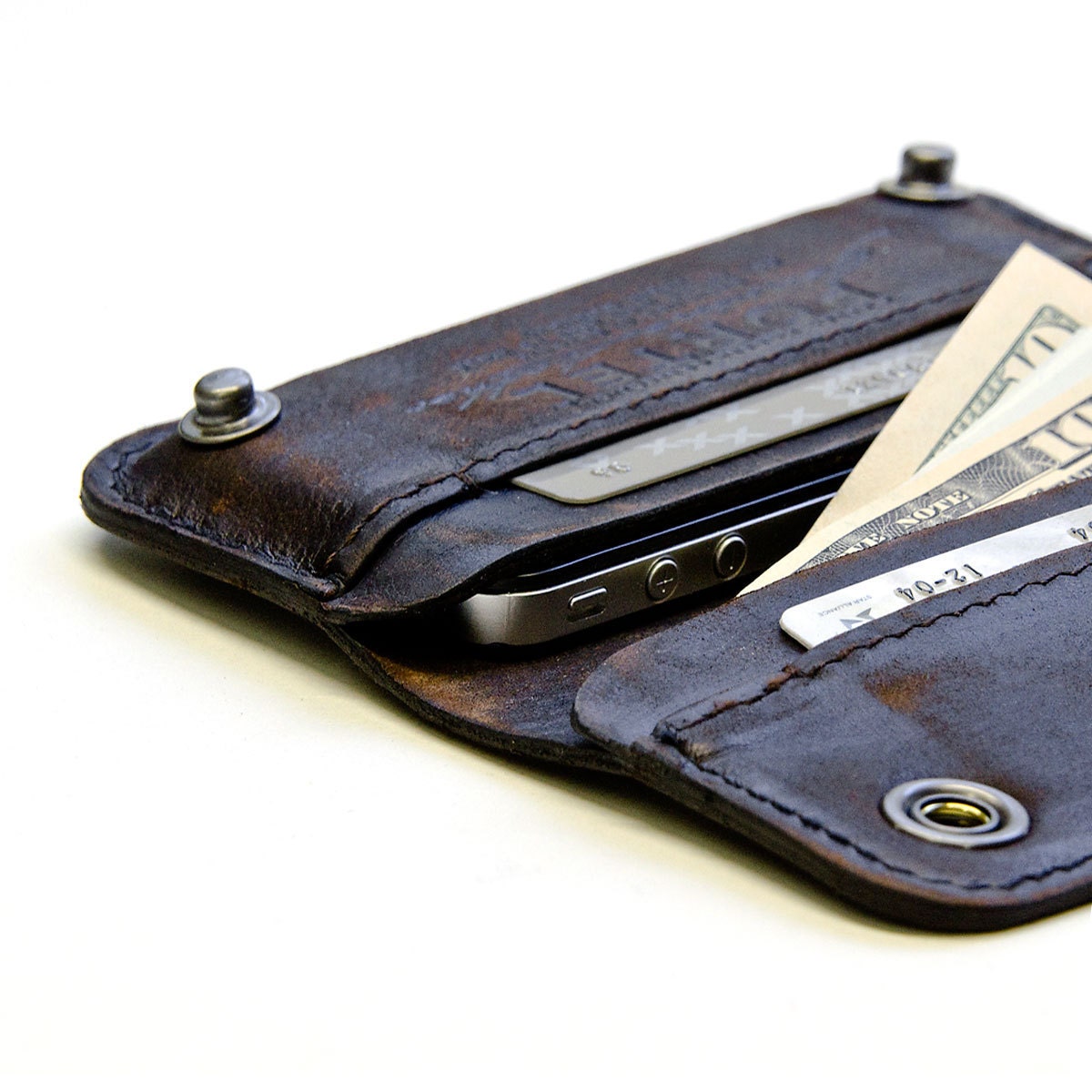 iPhone / iPod Touch - - RETROMODERN aged leather wallet - - DARK BROWN