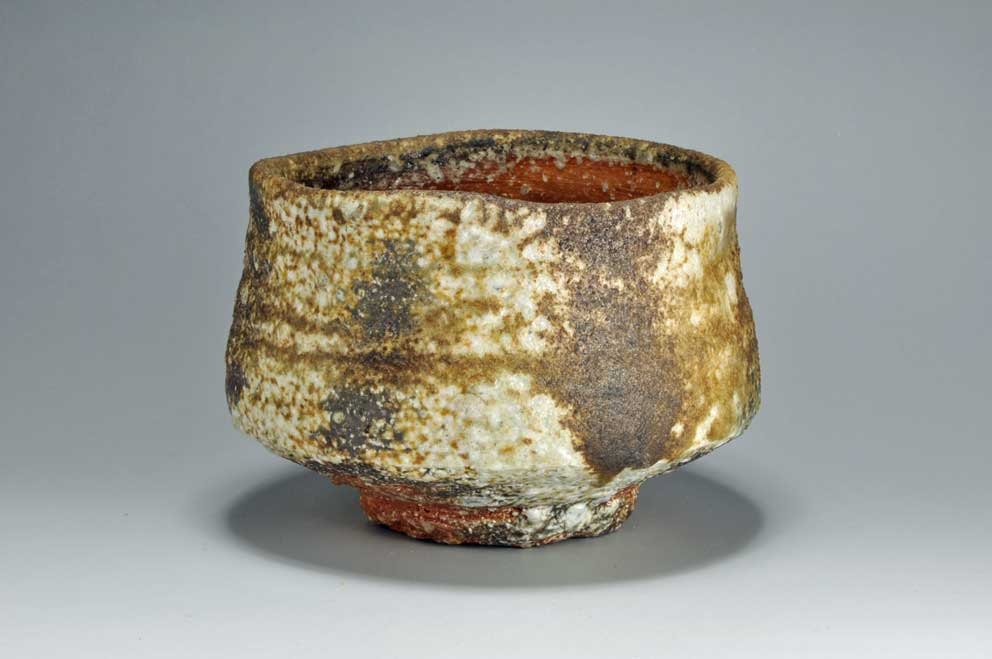 Shigaraki, anagama, ten-day anagama wood firing, with natural ash deposits tea bowl. chawn-25
