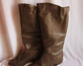 Brown Leather Stove Pipe Boots 8 .5M Eur 39 UK 6 Flat Knee Equestrian 1980s Womens