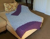 Light grey with mauve top and bottom lines crochet blanket