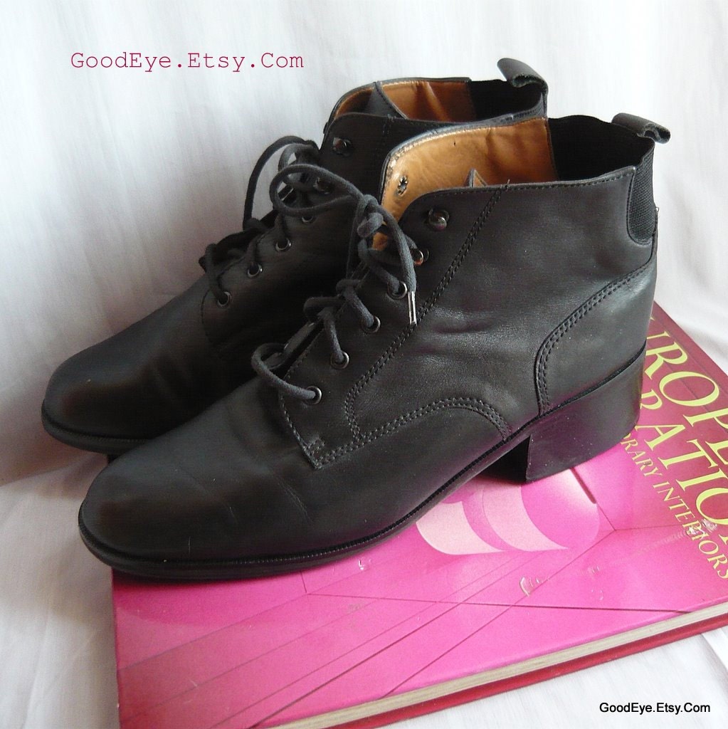 AIGNER Laceup Ankle Boots 9 M Eur 40 UK 6 .5 Black Leather Granny Shoes