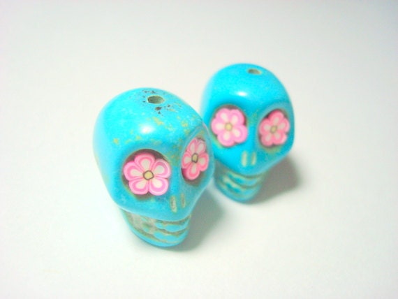 Pink Flower Eyes in Turquoise Howlite Skull Beads