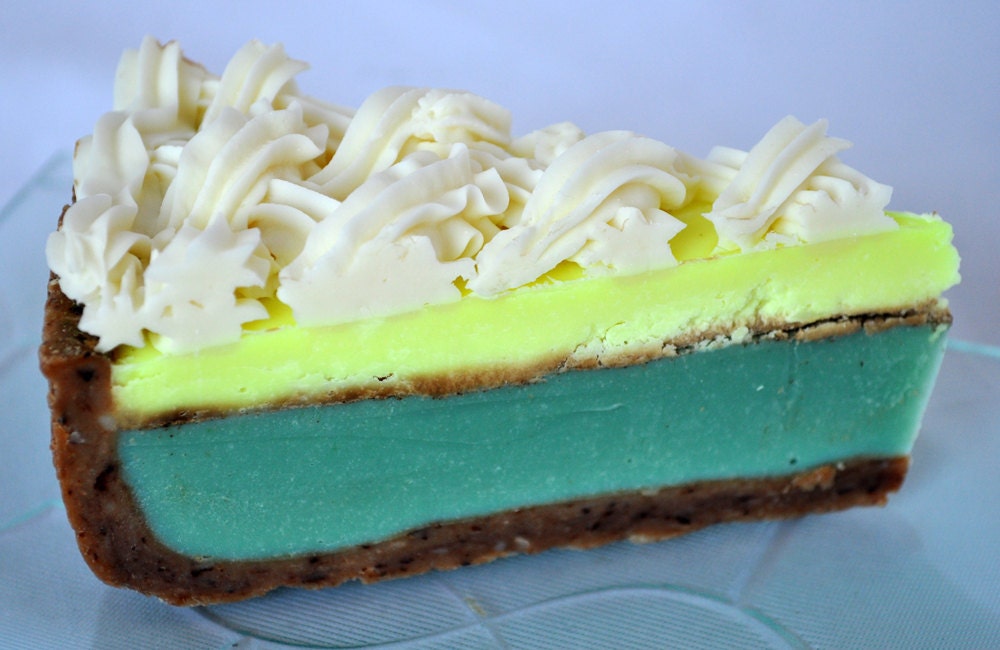 Lemon & Green Tee Cold Processed Artisan Pie Soap