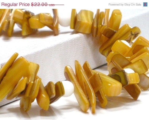 Holiday Sale Yellow Necklace, Chunky Necklace,  Mother of Pearl White Marble Chunky Necklace - Daffodil