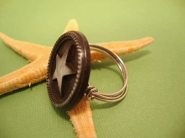 Gunmetal Star Button Ring