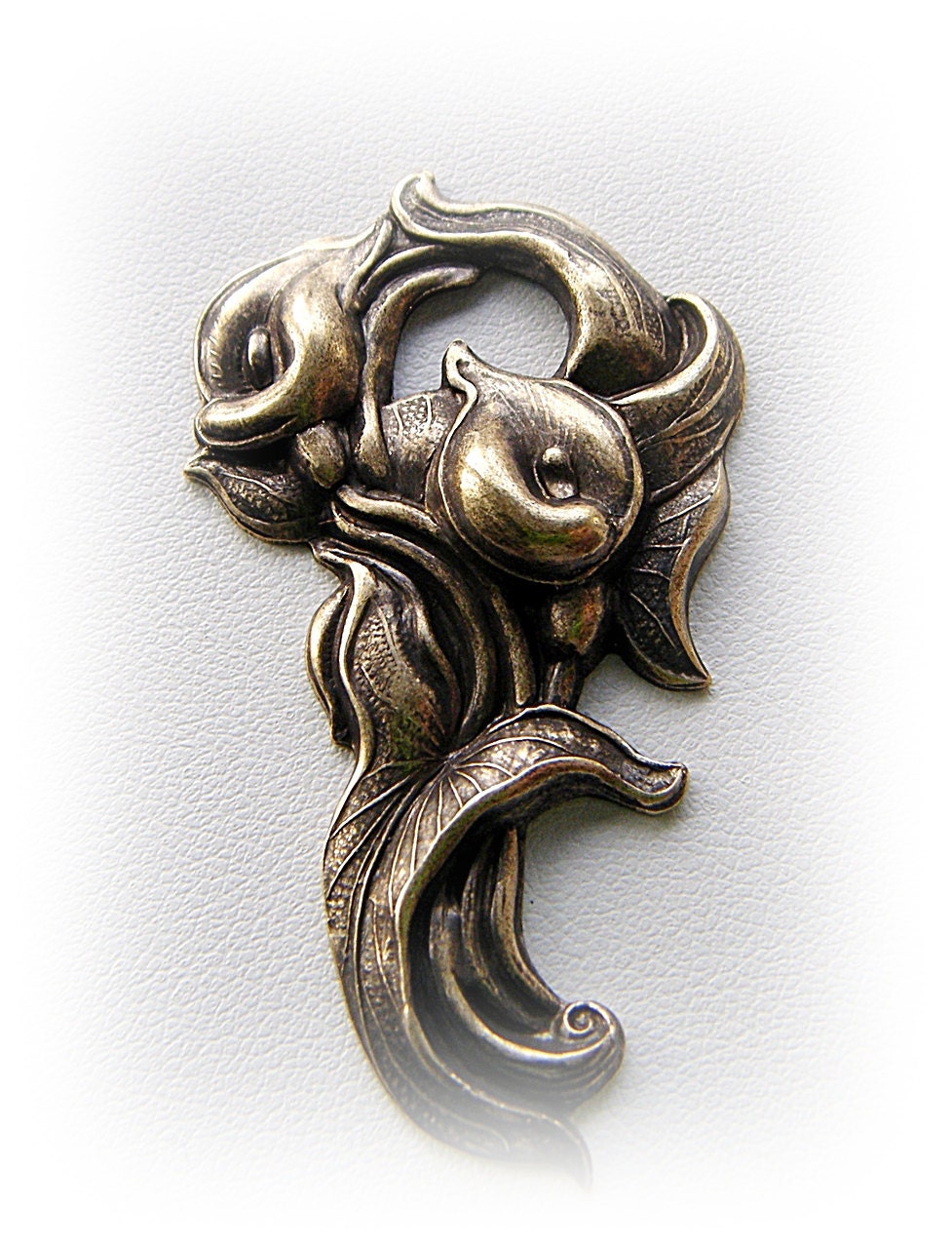 1 - CALLA LILY Flower Antique Ox Brass Jewelry Findings (C)