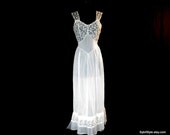 Stunning 1940s Night Gown