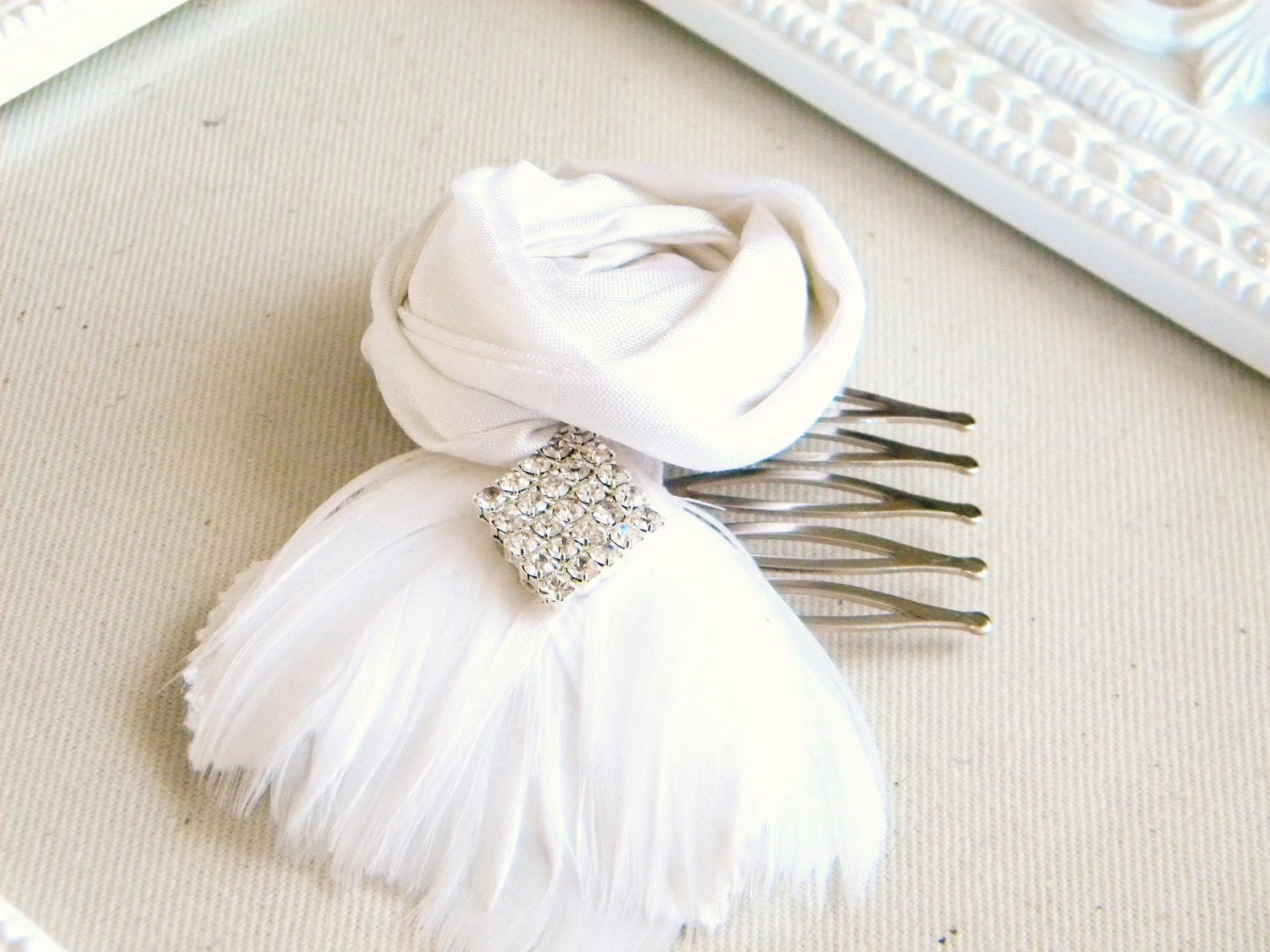White Feather Hair Comb Vintage Style Wedding Occasion Accesory with Rhinestones Silk Rosette  Flower and Feathers