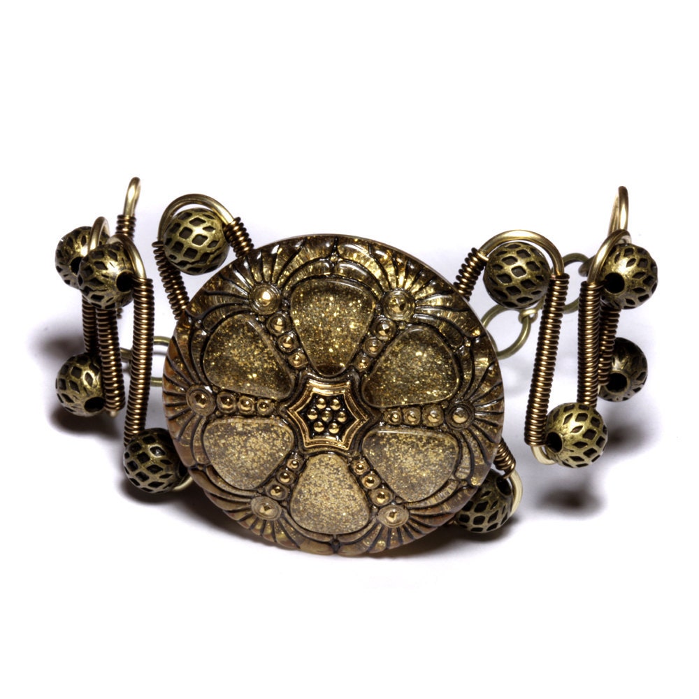 Steampunk Bracelet - Czech Glass BRIGHT GOLD GLITTER Button