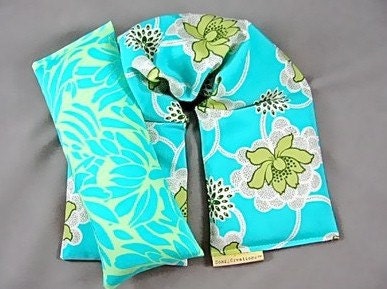 Neck Shoulder Heat Wrap Eye Pillow Set Hot Cold Therapry Organic Flaxseed Rice Lavender Scented Clematis Turquoise Holiday Gift Guide
