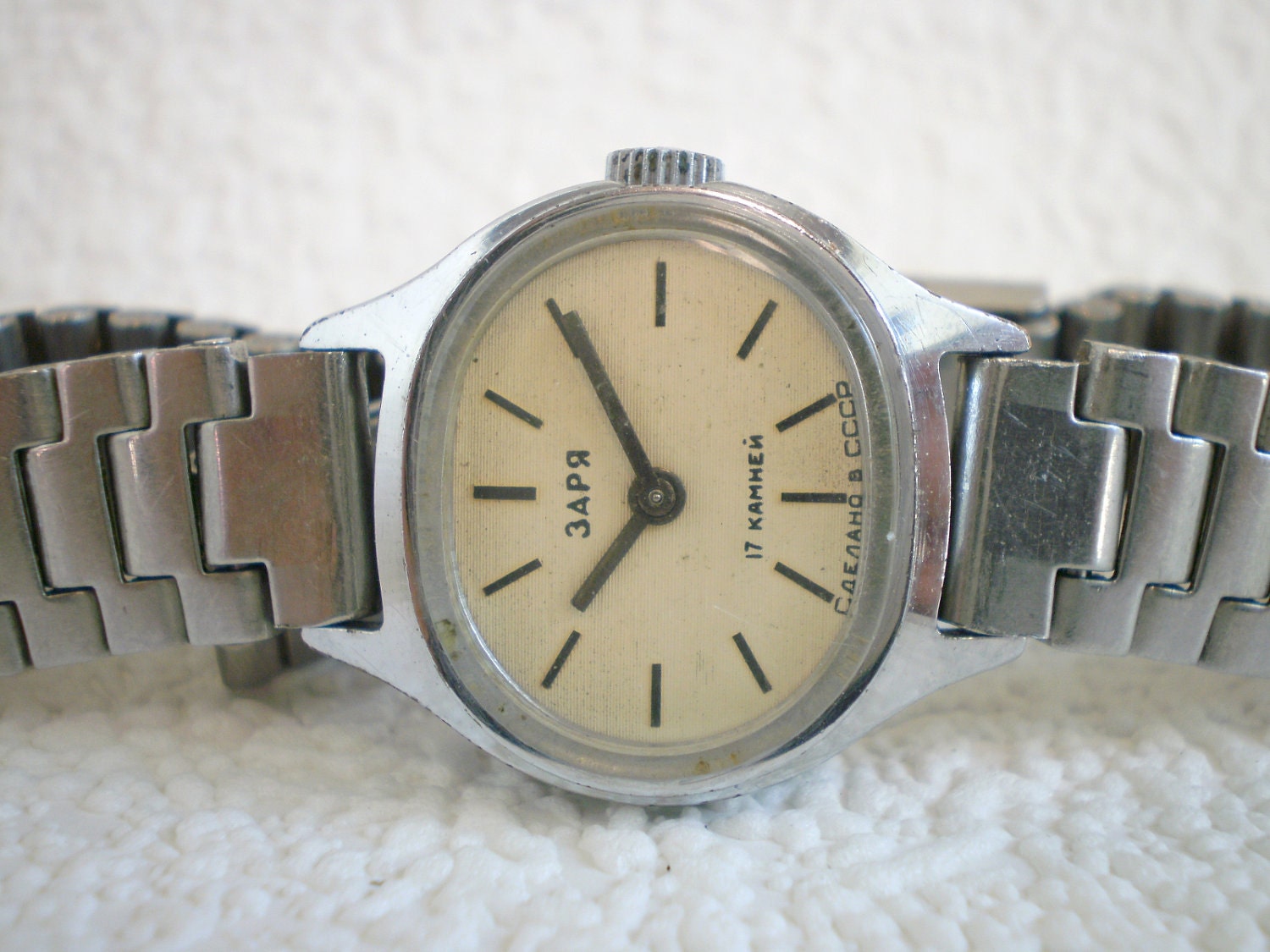 Vintage Zaria mechanical watch from Soviet/Ussr