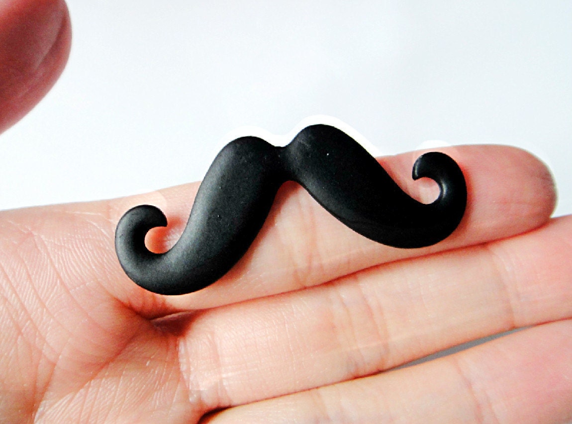 Moustache Necklace