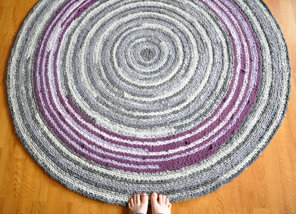 Rug by EKRA Custom Made Round Crochet 5 feet in diameter