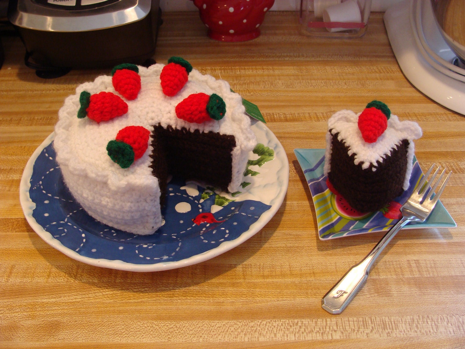 Crochet Chocolate Strawberry Cake with removable slice