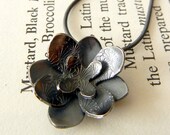 Flower pendant no. 2