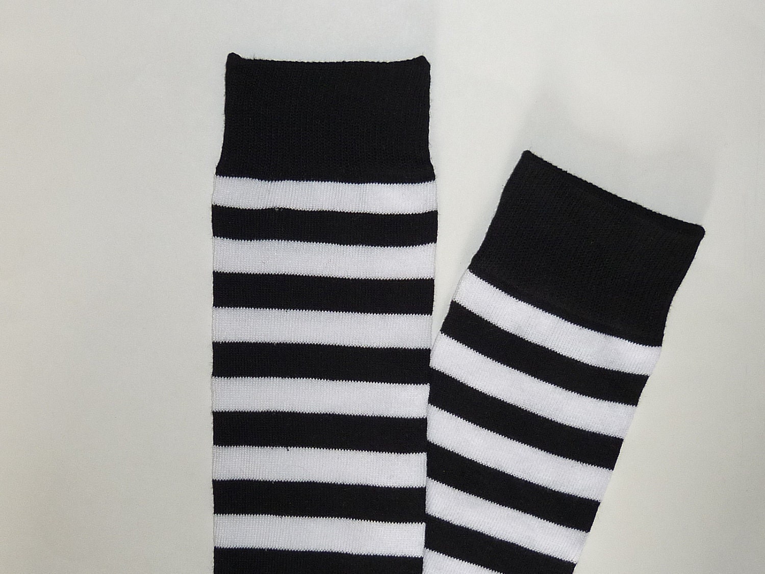 Black and White Wide Striped Infant Baby or Toddler Leg Warmers Leggings
