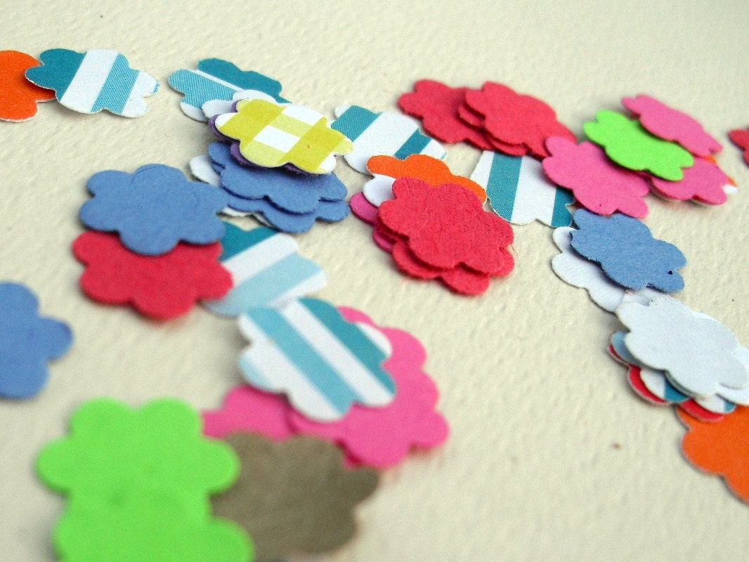 1cm Flower Confetti Die Cuts - Recycled