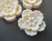 6pc ivory sakura mini cabochons 17mm MSAK016-17mm-IVOR