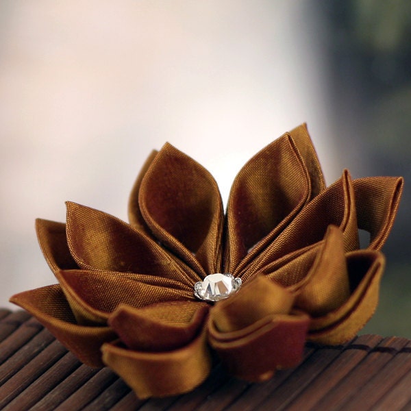 Flower Brooch, Kanzashi Silk Pin in Topaz
