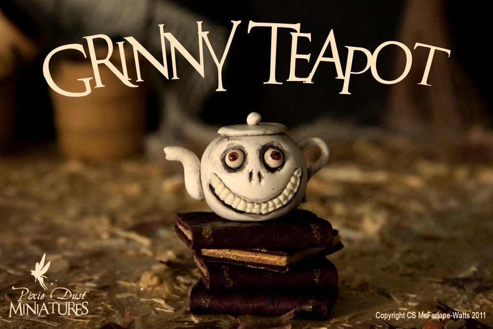 Grinny Teapot - WITCHY RANGE - PixieDustMiniatures