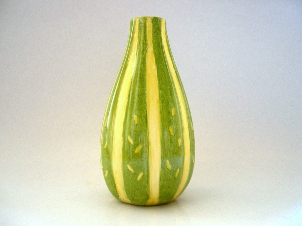 Fresh Zucchini-Hand painted Vase, Gift for home decoration Under 30 50