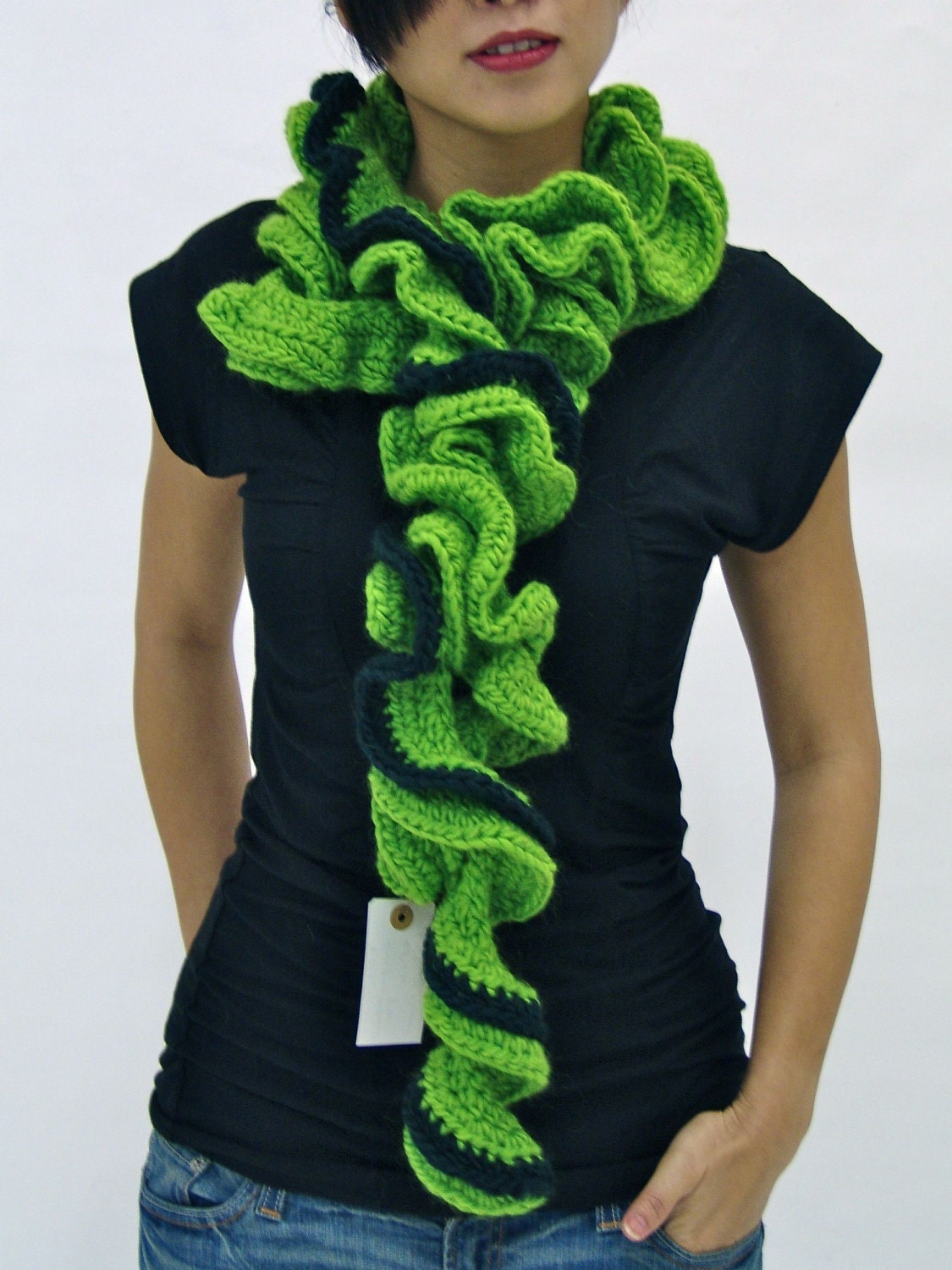 Handmade Dual color crochet ruffle scarf