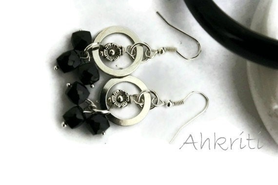 Black onyx earrings for women,cubed onyx, faceted onyx,black earrings,gifts