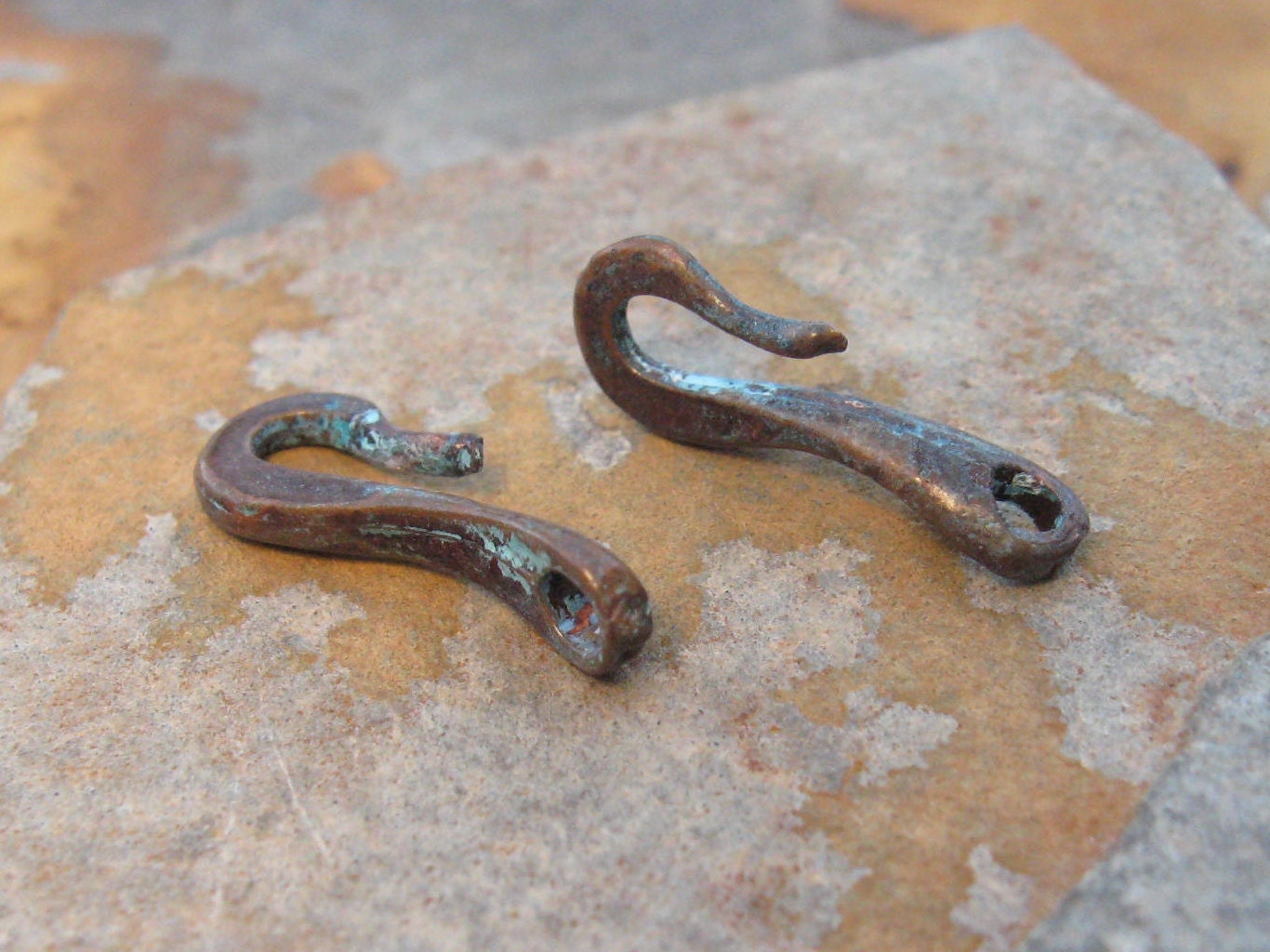 4 Rustic Clasp Shepherds Hook - Green Patina